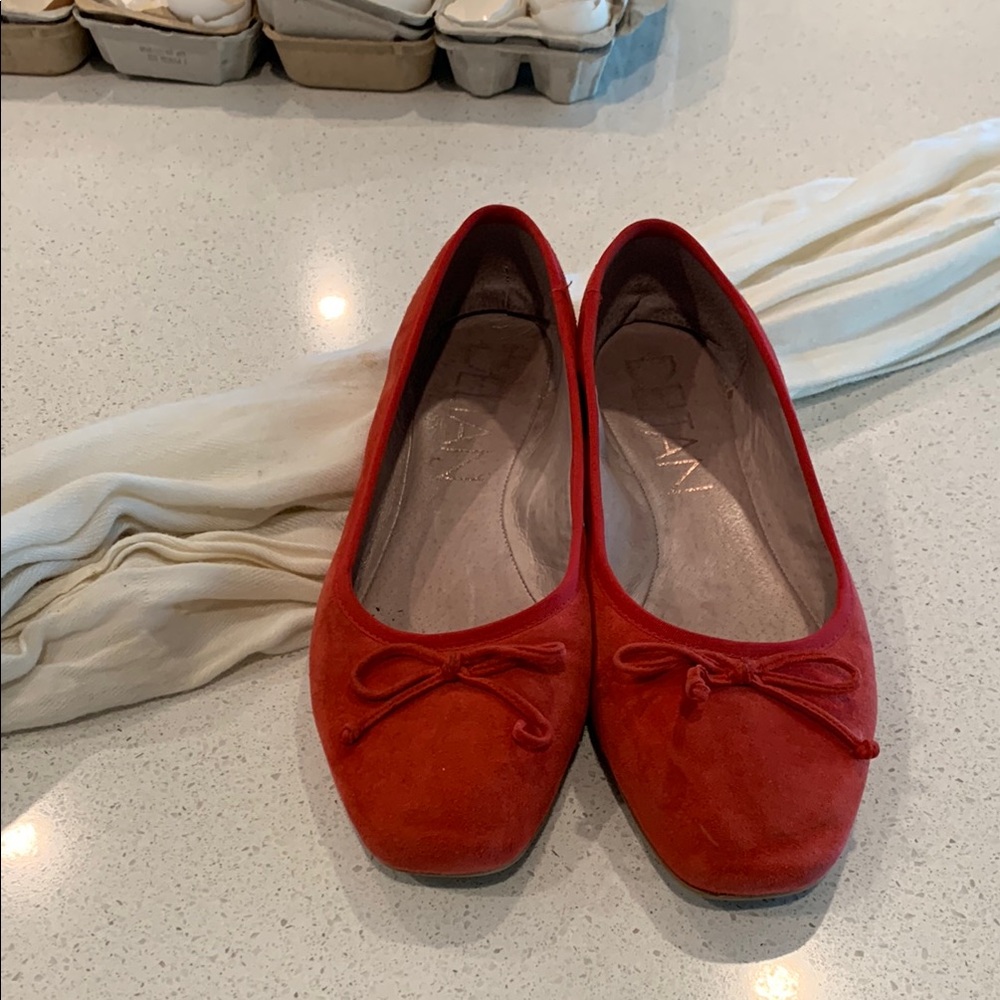 Women's Red Ballet Flats - Picture 3 of 12
